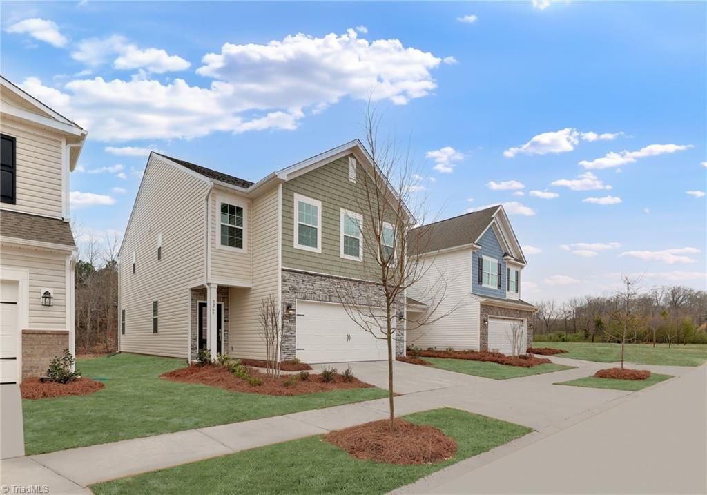 Photo of 5236 Amaryllis Way, Winston-Salem, NC 27104 (MLS # 1217507)