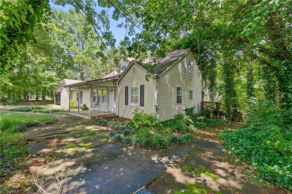 1267 Lewisville Vienna Road