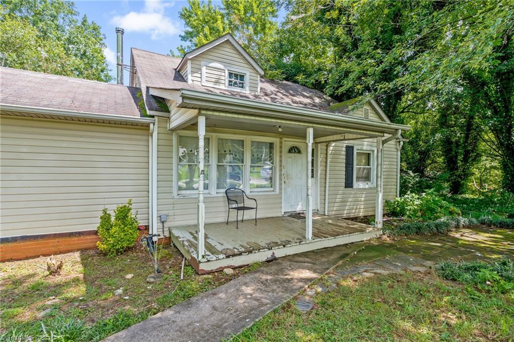 1267 Lewisville Vienna Road