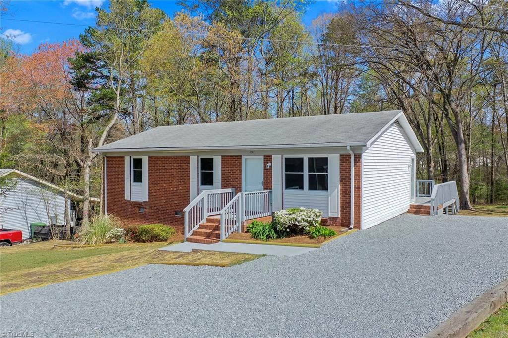 157 Spring Garden Circle, High Point, North Carolina image 1