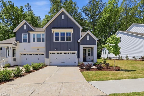 5122 WHAITLEY LN, GREENSBORO, NC 27407 - Image c34b5e9cd93d6dc39779f4c08e68fde3/3224447832