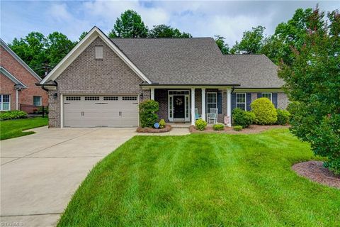 4240 Prestwick Crossing Winston-Salem NC 27106