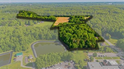 8305 Meadows Road Oak Ridge NC 27310