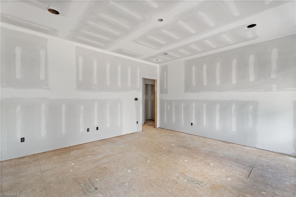 Pfafftown, North Carolina 27040, United States, 3 Bedrooms Bedrooms, ,3 BathroomsBathrooms,Residential,Active,228297