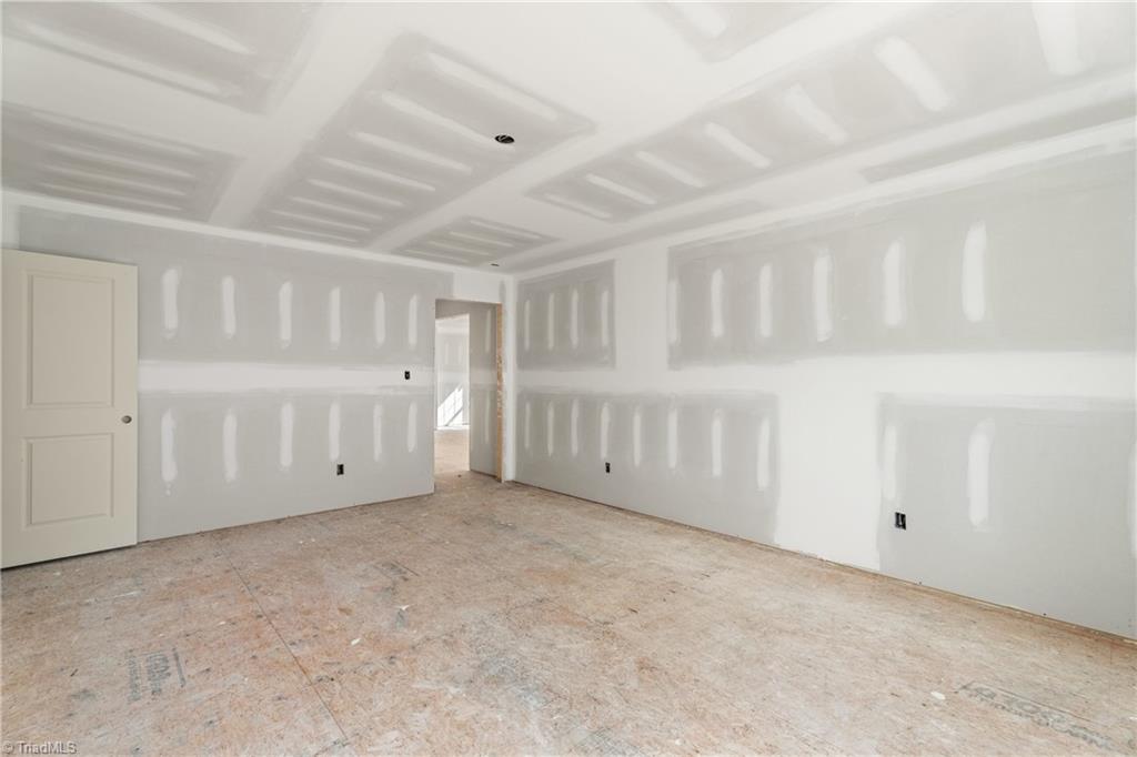 Pfafftown, North Carolina 27040, United States, 3 Bedrooms Bedrooms, ,3 BathroomsBathrooms,Residential,Active,228297