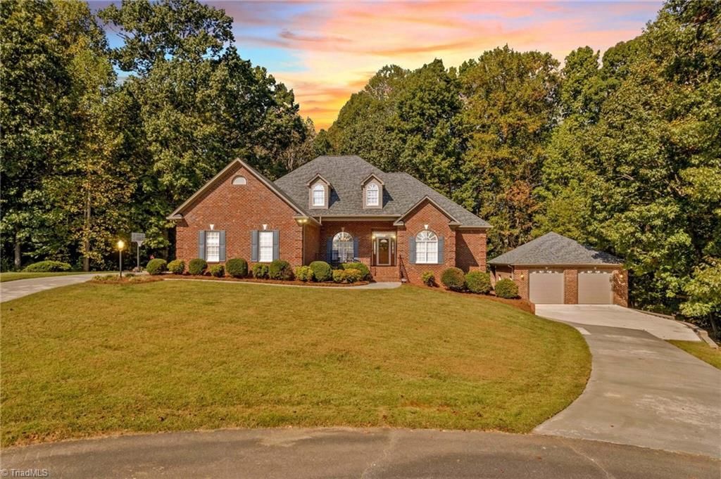 Photo of 100 Burkeview Court, Lexington, NC 27295 (MLS # 1196745)