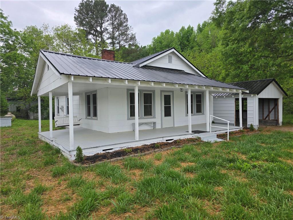 2408 Wyo Road, Yadkinville, North Carolina image 7