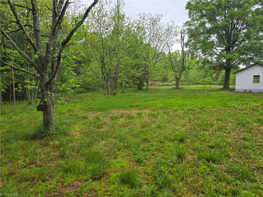 2408 Wyo Road, Yadkinville, North Carolina image 10