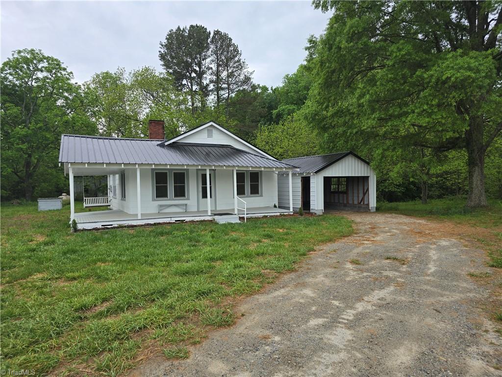 2408 Wyo Road, Yadkinville, North Carolina image 3