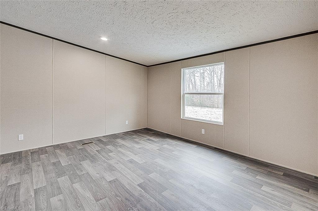 3862 Plainfield Road