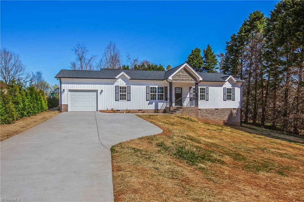 7113 Hunting Brook Court, Walkertown, North Carolina image 1