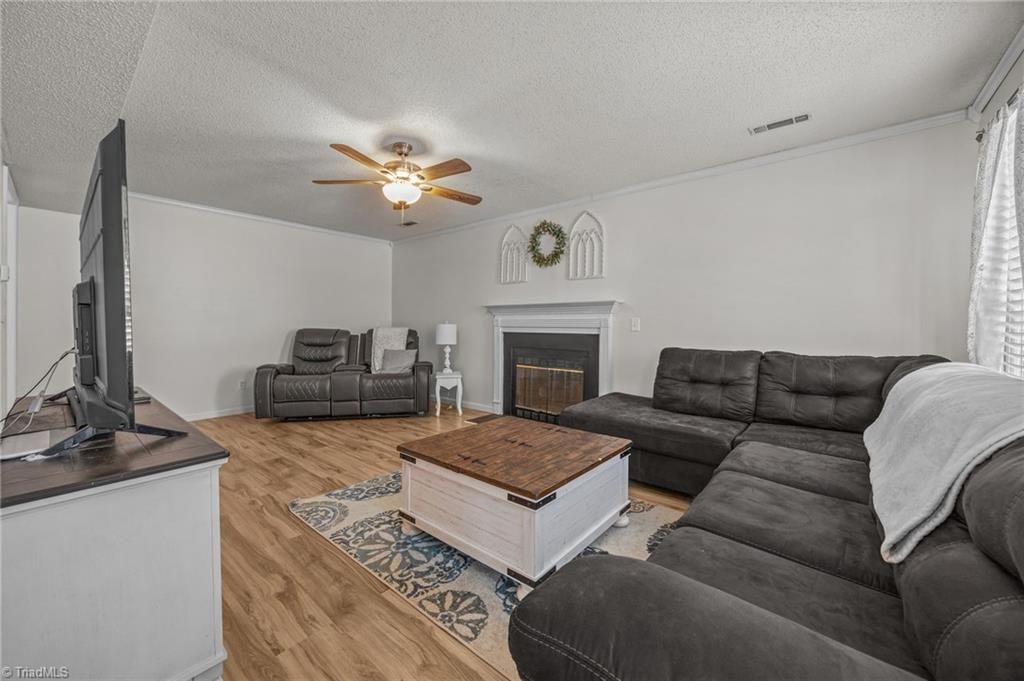 Photo of 6021 Stone Bluff Drive, Clemmons, NC 27012 (MLS # 1208103)