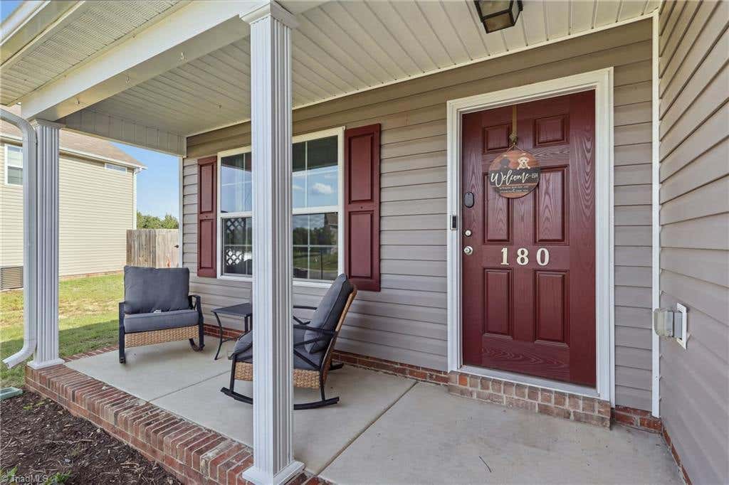 Photo of 180 Brassfield Drive, Burlington, NC 27217 (MLS # 1231605)