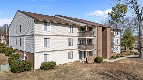 Condo For Sale - 1700 N Hamilton Street #F<br/> High Point, NC 27262