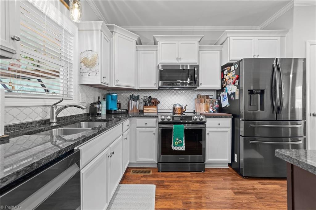 384 Twin Creeks Drive, Stokesdale, North Carolina image 12