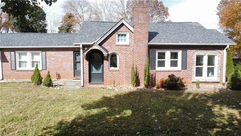 Homes For Sale - 504 Cody Trail<br/> Dobson, NC 27017