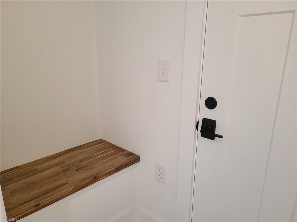1127 Timber Hill Drive, Rural Hall, North Carolina image 2