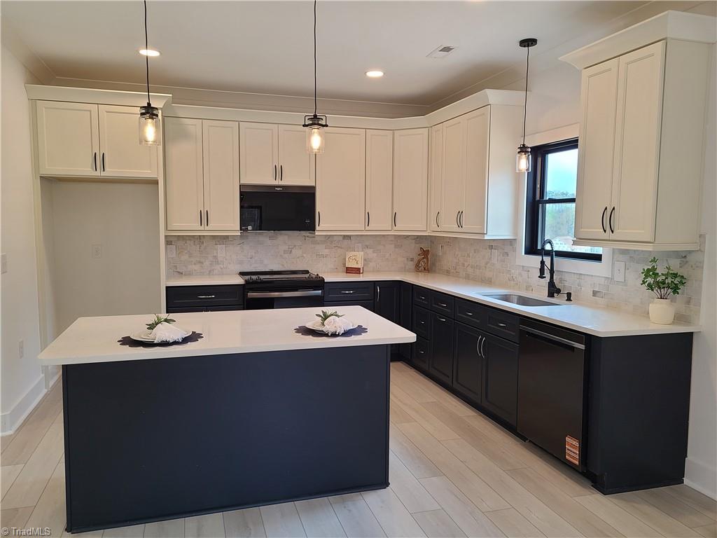 1127 Timber Hill Drive, Rural Hall, North Carolina image 3
