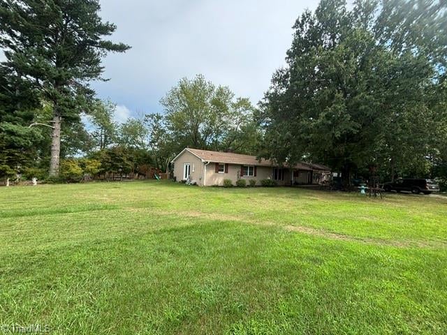 Photo of 1192 N Main Street, Kernersville, NC 27284 (MLS # 1230576)
