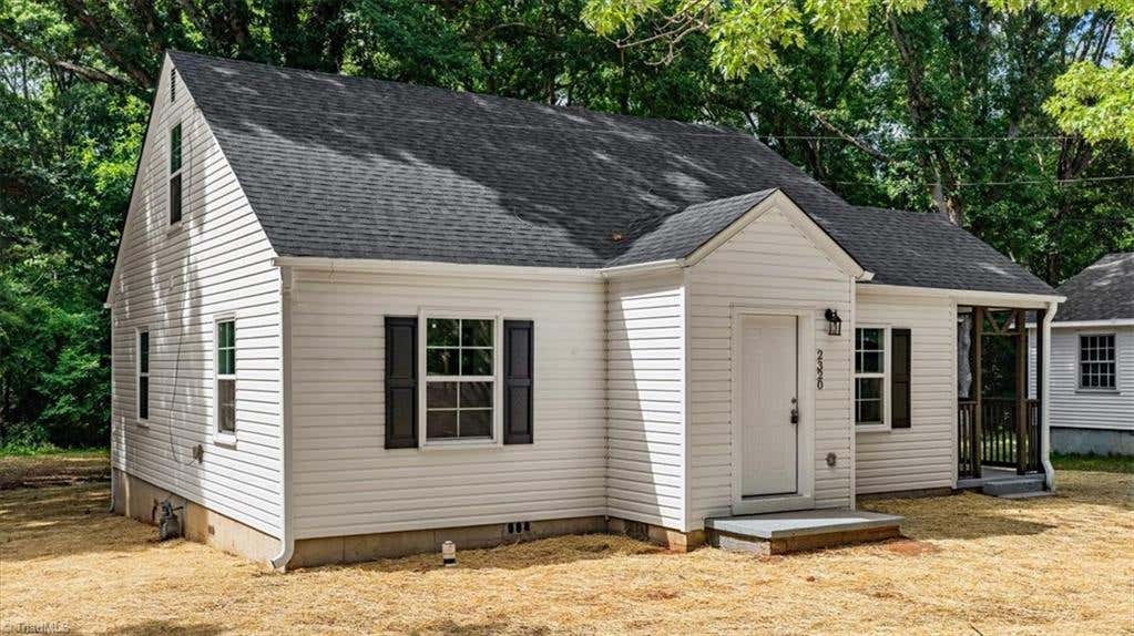 Photo of 2320 S Scales Street, Reidsville, NC 27320 (MLS # 1225233)
