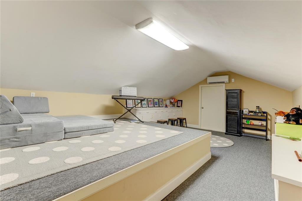 2307 Danbury Road, Greensboro, North Carolina image 38