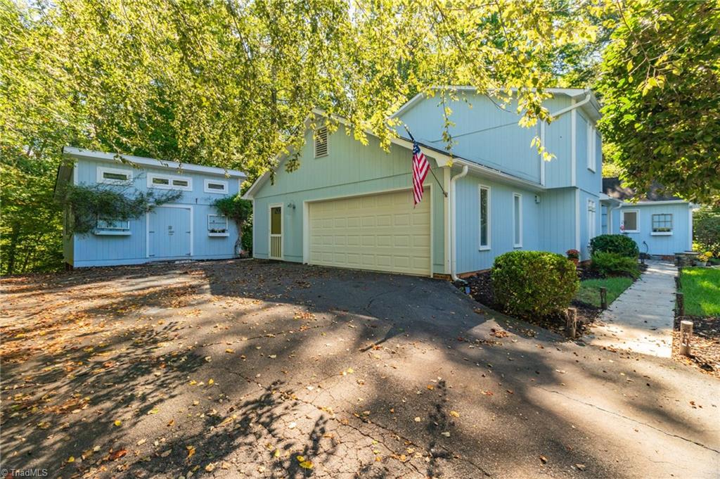 8047 Deverow Court