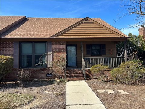 5005 Country Lane Archdale NC 27263