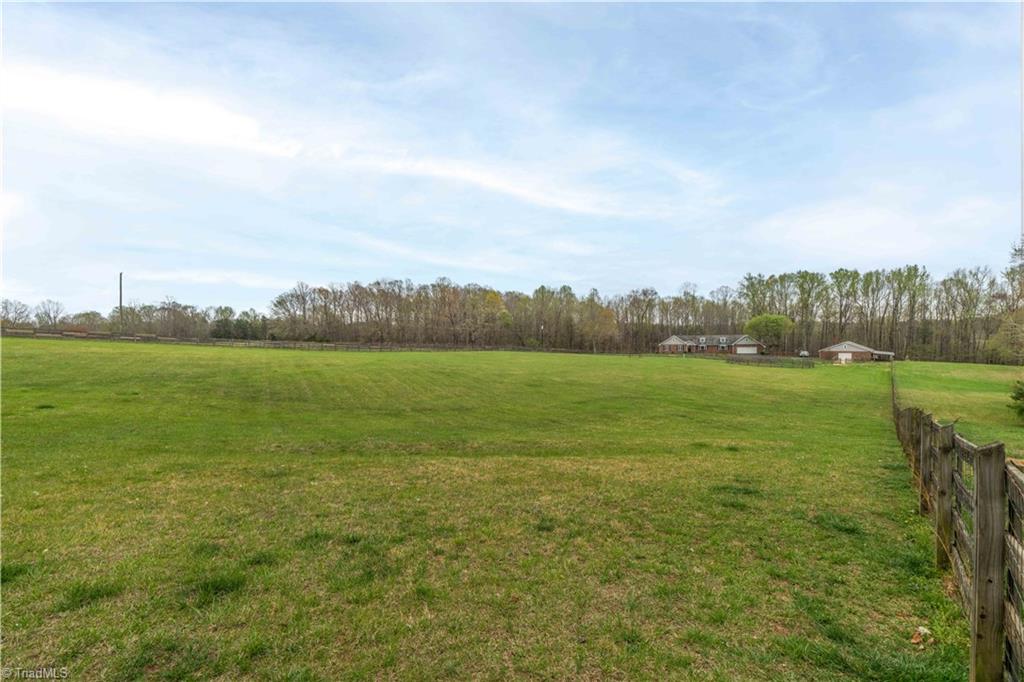 7990 Styers Ferry Road, Clemmons, North Carolina image 4