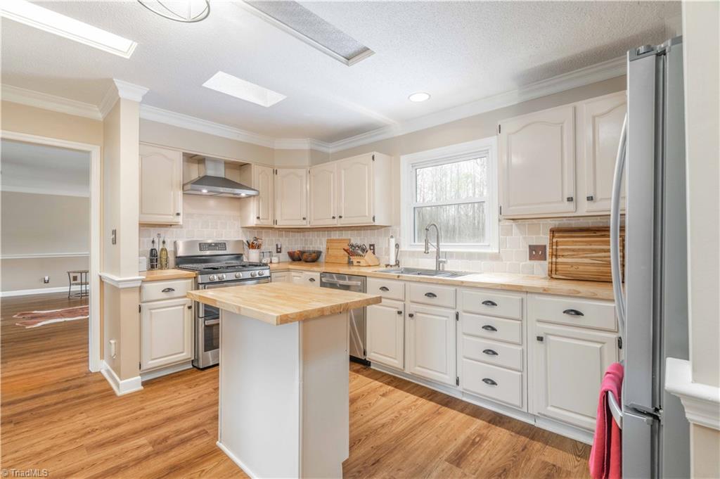 7990 Styers Ferry Road, Clemmons, North Carolina image 15