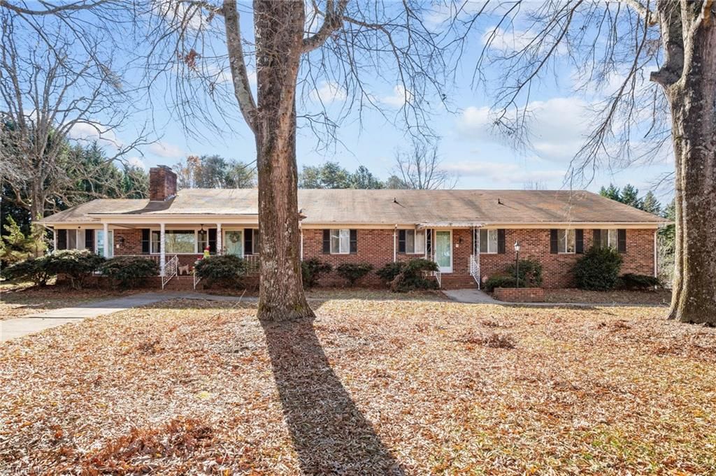 Photo of 3613 Westwood Road, Hamptonville, NC 27020 (MLS # 1212488)