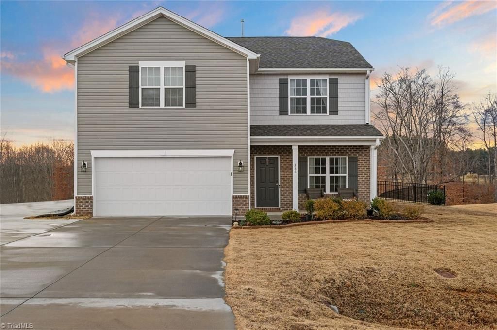 Photo of 388 Altavista Drive, Clemmons, NC 27012 (MLS # 1207224)