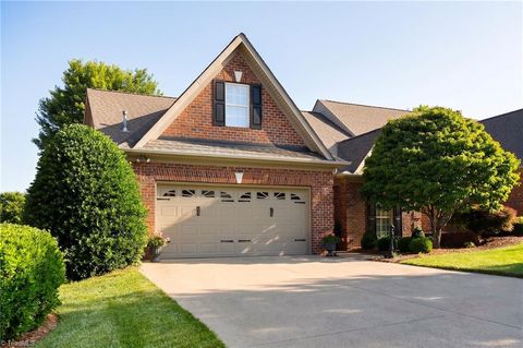 Townhouse For Sale - 1079 Muirfield Avenue<br/> Davidson County, Clemmons, NC 27012