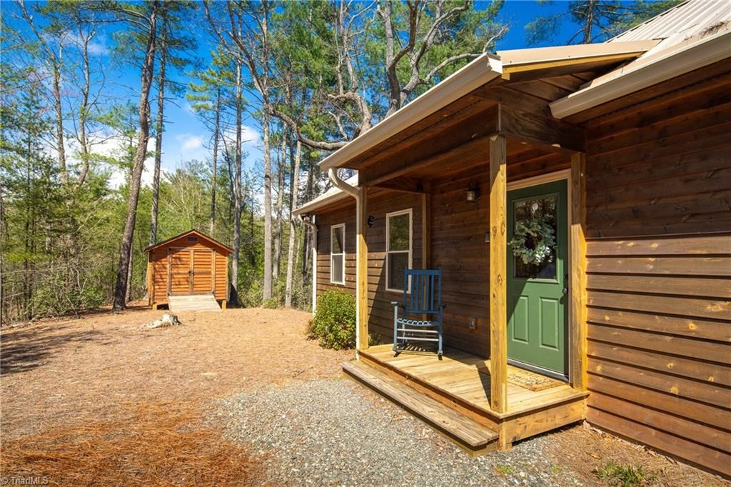 Photo of 128 Deer Antler Drive, Purlear, NC 28665 (MLS # 1213135)