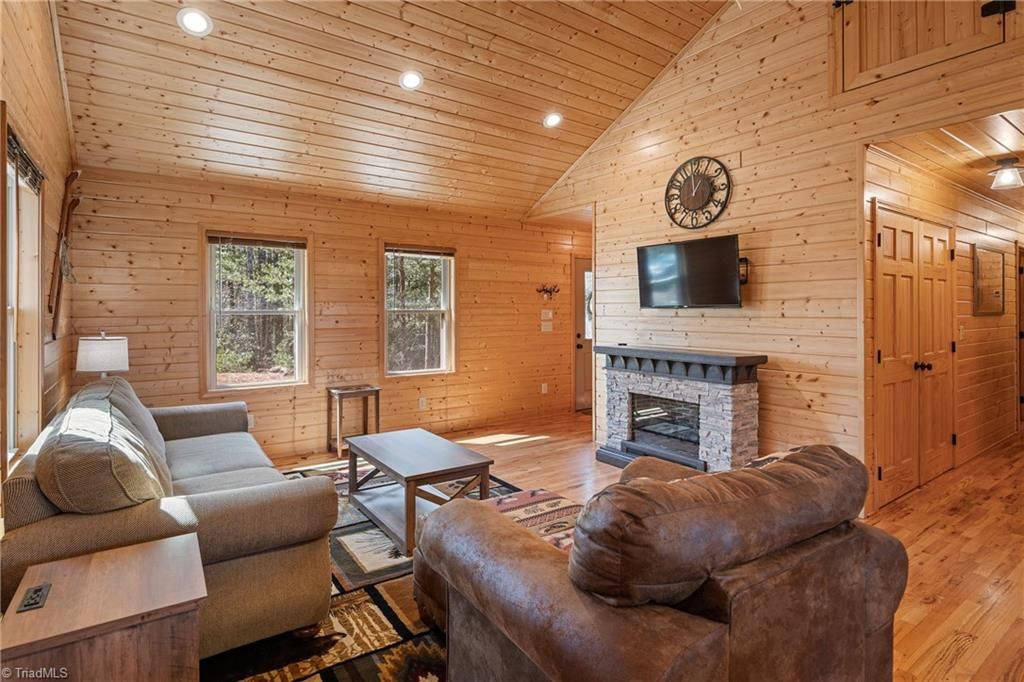 Photo of 128 Deer Antler Drive, Purlear, NC 28665 (MLS # 1213135)