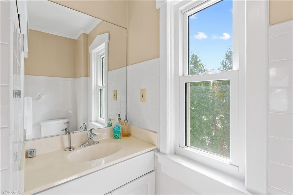 84 Hillcrest Drive, High Point, North Carolina image 14
