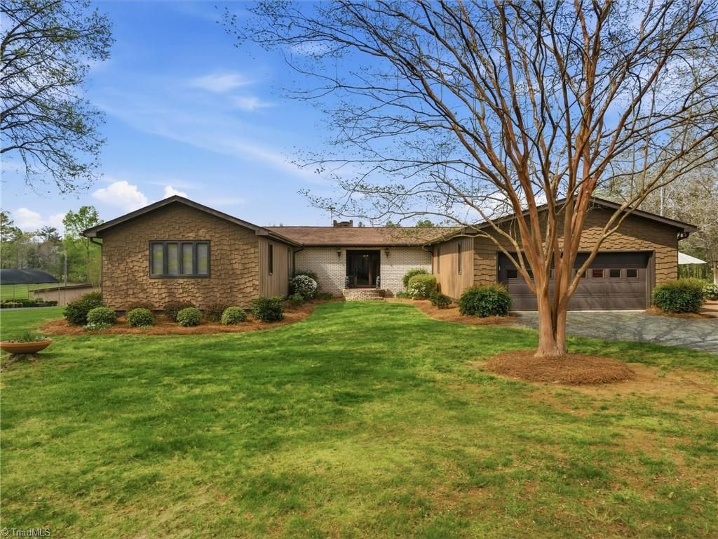Photo of 2620 Reeves Island Road, Richfield, NC 28137 (MLS # 1214880)