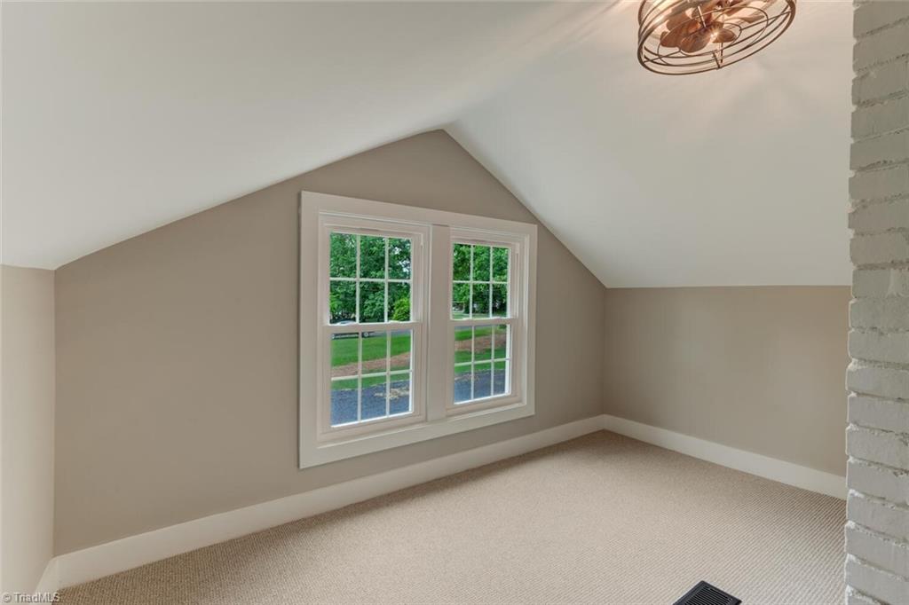 222 S Edgewood Road, Eden, North Carolina image 14