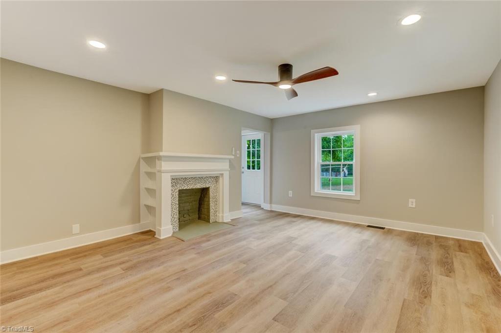 222 S Edgewood Road, Eden, North Carolina image 3