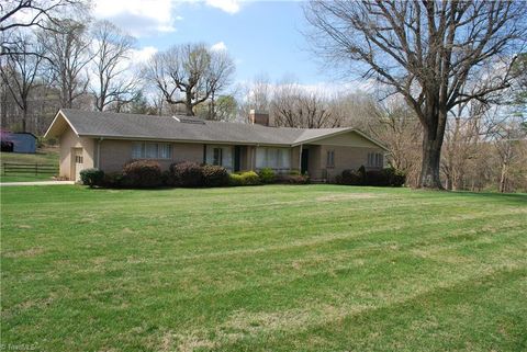 Homes For Sale - 176 Midway Street<br/> Cooleemee, NC 27014