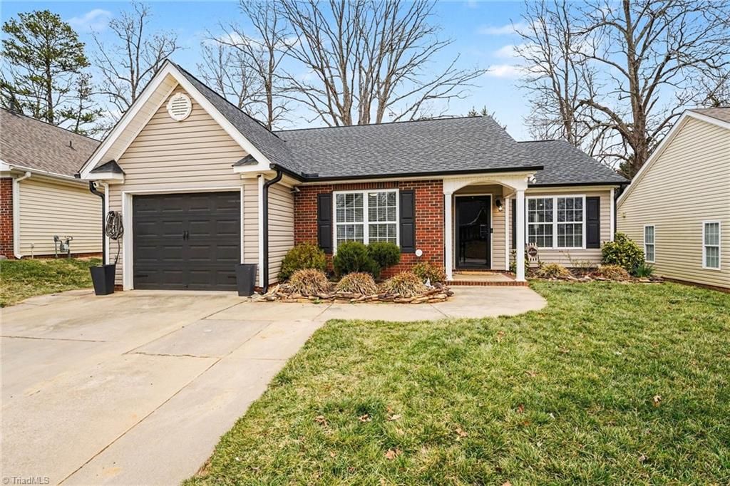 Photo of 1821 Pope Hill Court, Kernersville, NC 27284 (MLS # 1218390)