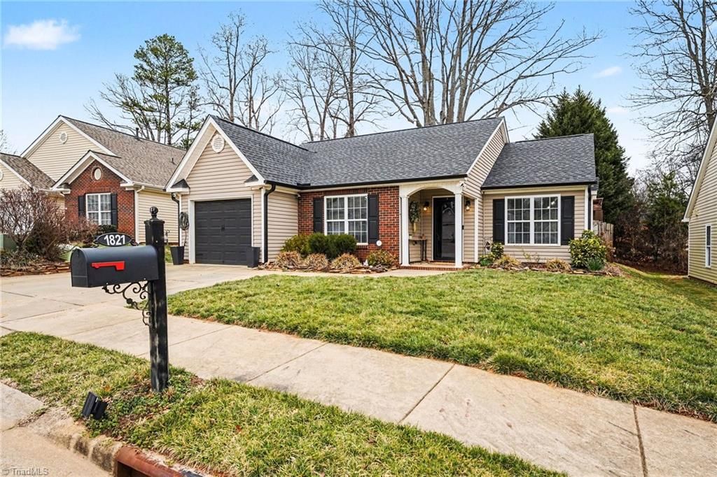 Photo of 1821 Pope Hill Court, Kernersville, NC 27284 (MLS # 1218390)
