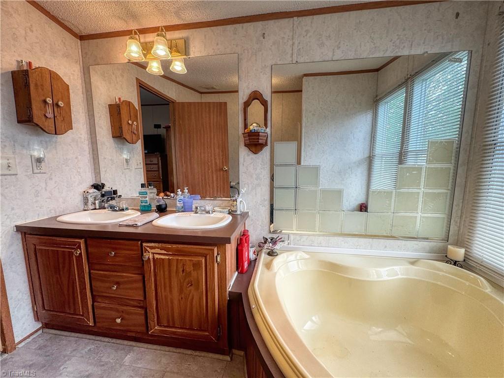 996 Surratt Road, Denton, North Carolina image 32