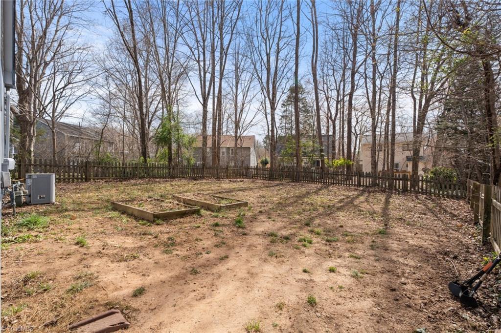 Winston-Salem, North Carolina 27104, United States, 3 Bedrooms Bedrooms, ,2 BathroomsBathrooms,Residential,Active,91999