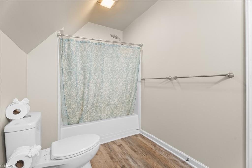 Winston-Salem, North Carolina 27104, United States, 3 Bedrooms Bedrooms, ,2 BathroomsBathrooms,Residential,Active,91999