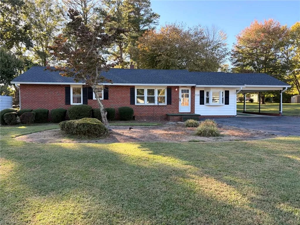 938 Brownwood Drive