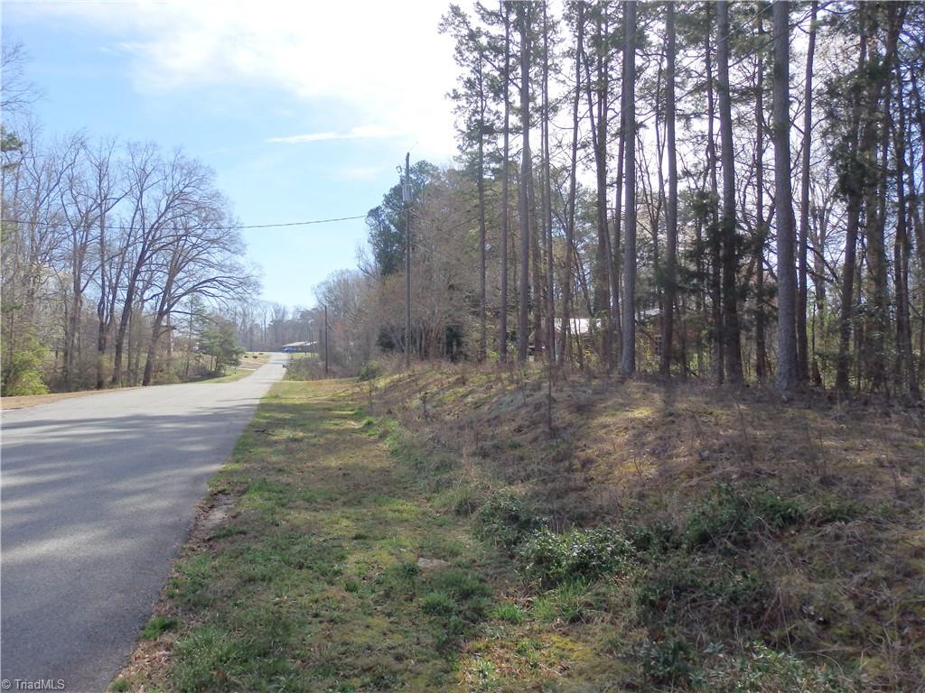 Seeley Drive, Denton, North Carolina image 3