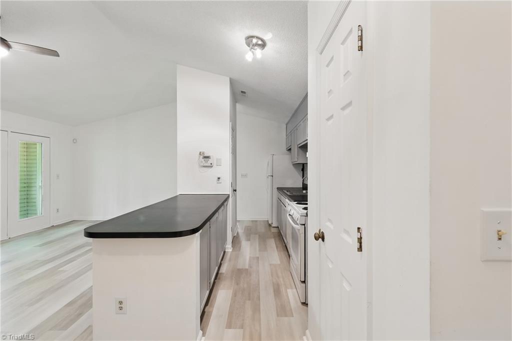 2328 W Vandalia Road #K, Greensboro, North Carolina image 8
