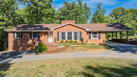 Homes For Sale - 743 Bray Boulevard<br/> Asheboro, NC 27205