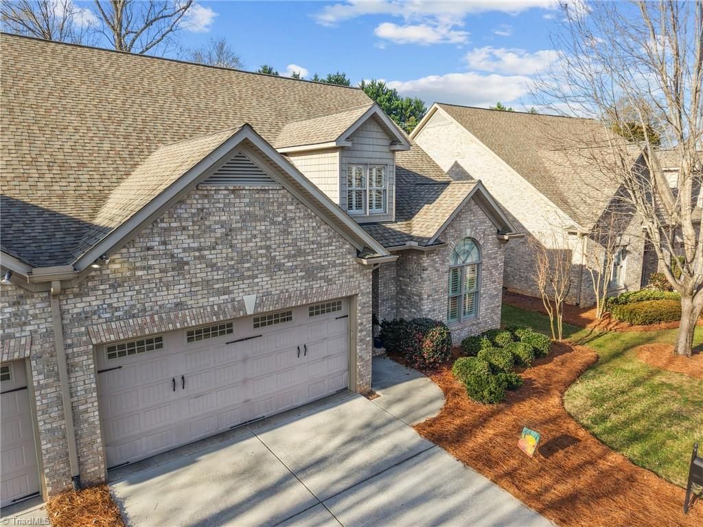 Photo of 5511 Seven Gates Drive, Greensboro, NC 27410 (MLS # 1203067)