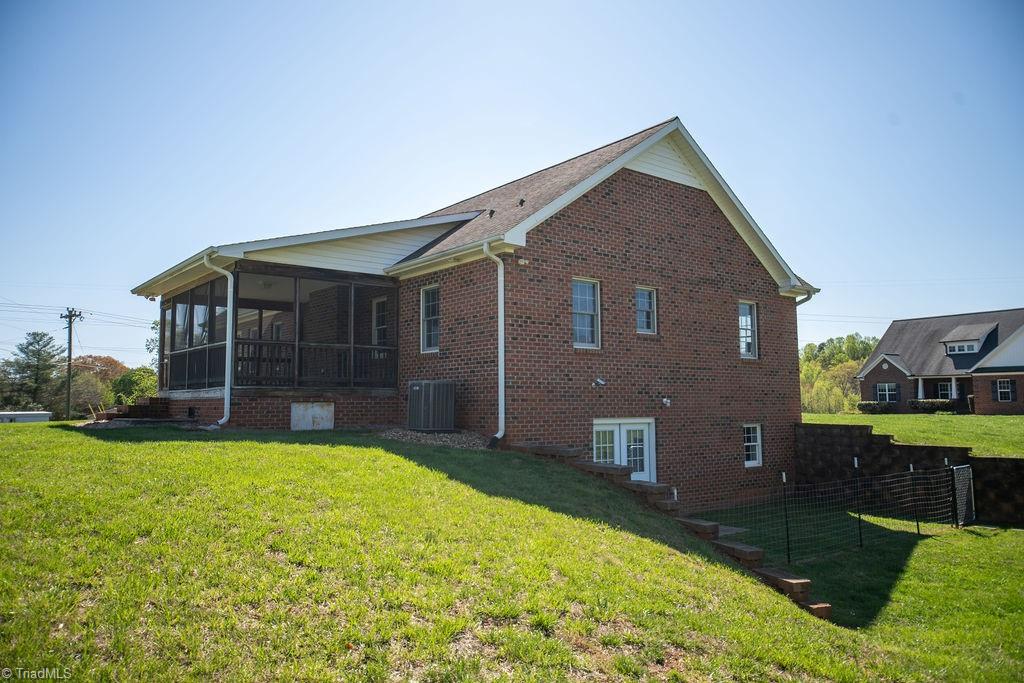 4106 Double B Trail, Hamptonville, North Carolina image 5
